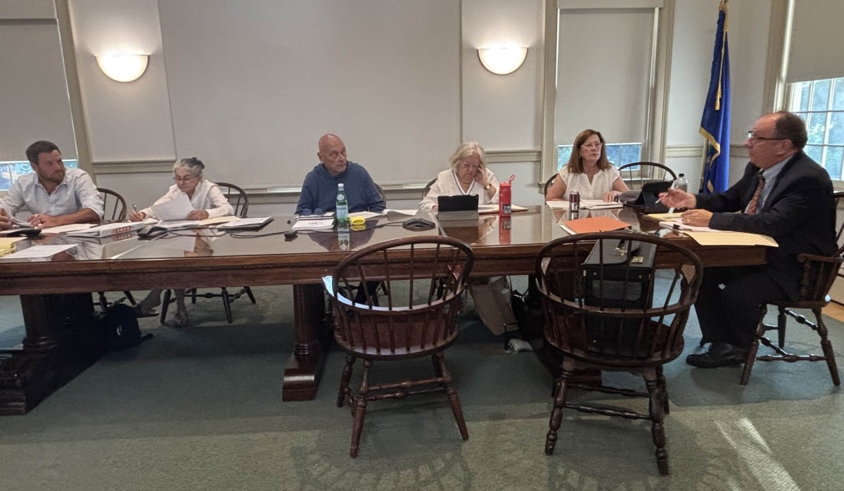 Old Lyme Sets Ground Rules for New State Housing Law – LymeLine