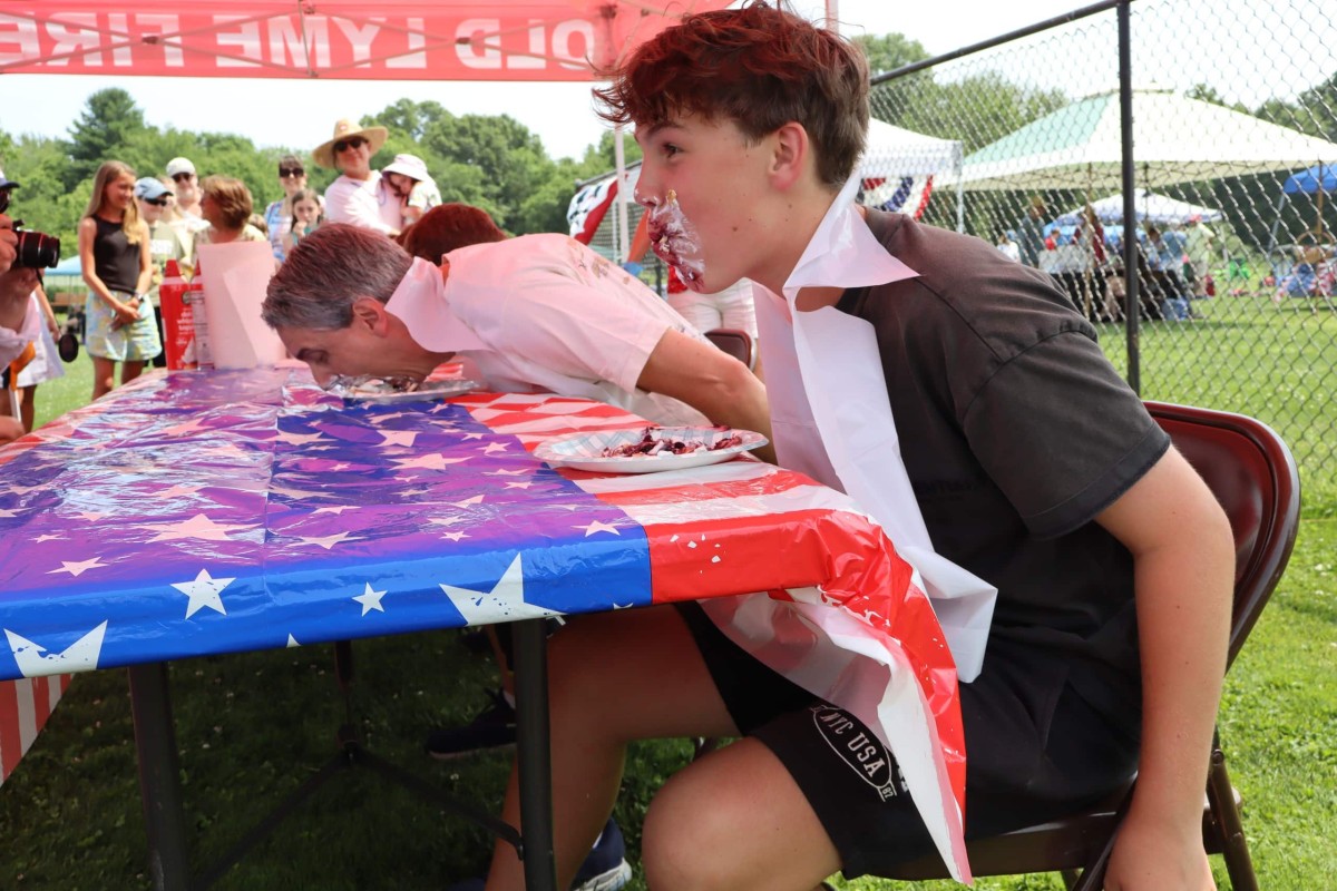 Old Lyme Celebrates 250 Years With Picnics, Pie and Volunteers – LymeLine